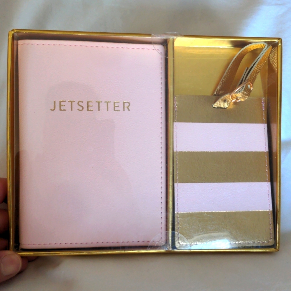 NWT ECCOLO - Passport and luggage tag gift set